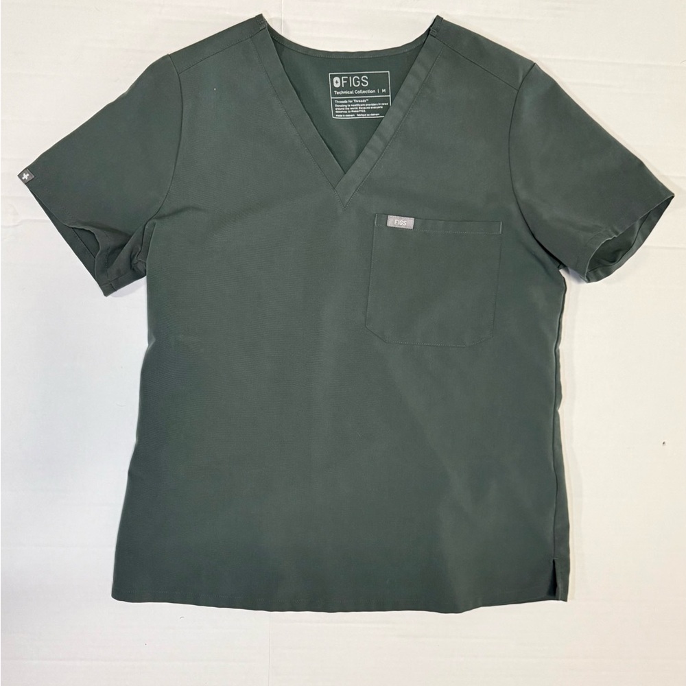 Figs Technical Collection Gray Scrub Top Size Medium 0146 A2‎